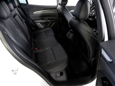 Used 2023 Maserati Grecale GT image 37