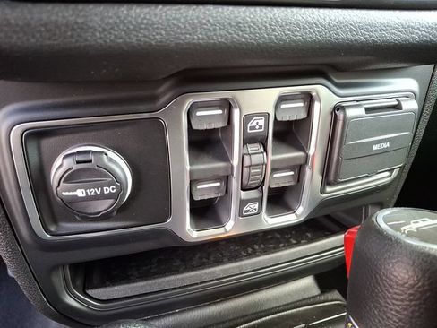 New 2026 Jeep Gladiator Sport AWD/4WD image 20