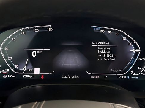 Used 2023 BMW 530e w/ Premium Package image 21