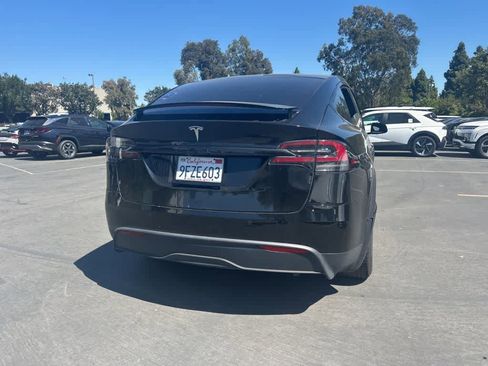 Used 2023 Tesla Model X image 3