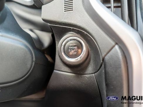 Used 2022 Subaru Ascent Limited AWD/4WD image 33