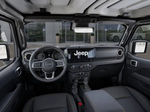 New 2026 Jeep Wrangler Unlimited Sahara AWD/4WD image 14