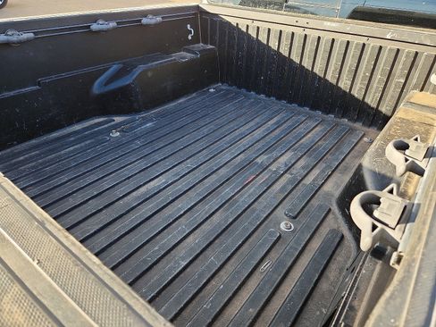 Used 2019 Toyota Tacoma TRD Off-Road image 7