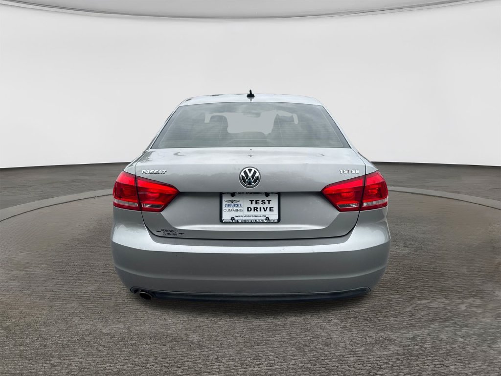 Used 2014 Volkswagen Passat 1.8T SE FWD image 4