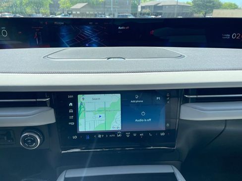 New 2026 Lincoln Navigator Reserve w/ Jet Appearance Package AWD/4WD image 9
