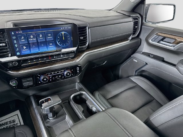 Used 2025 Chevrolet Silverado 1500 RST w/ Convenience Package II AWD/4WD image 24