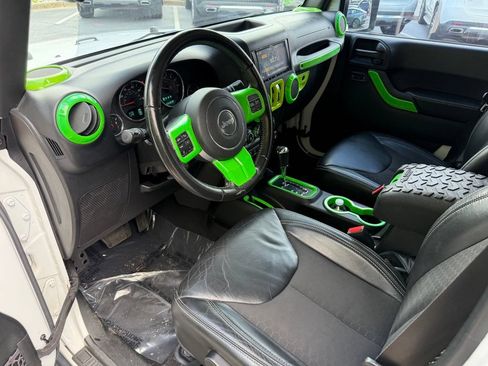 Used 2018 Jeep Wrangler Unlimited Sport AWD/4WD image 23