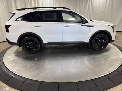 New 2026 Kia Sorento SX Prestige w/ Olive Brown Leather Package image 6