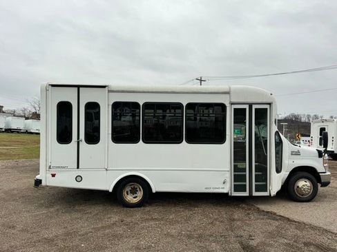 Used 2019 Ford E-350 and Econoline 350 Super Duty w/ Shuttle Bus Prep Package RWD image 6