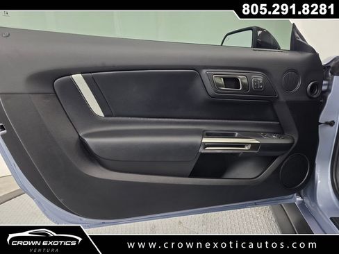Used 2022 Ford Mustang Shelby GT500 w/ Technology Package RWD image 31