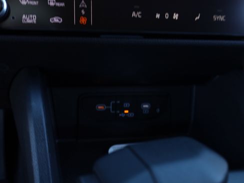 New 2026 Kia Sportage EX image 24