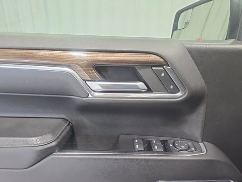 Used 2023 Chevrolet Silverado 1500 LT image 14