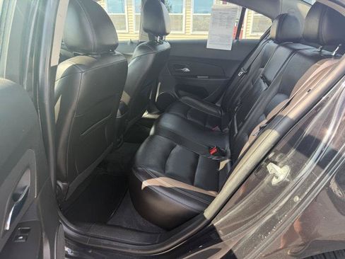 Used 2015 Chevrolet Cruze LT FWD image 4