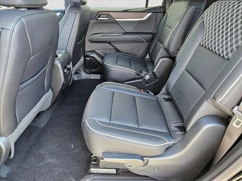 New 2026 GMC Acadia Denali AWD/4WD image 16