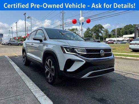 Certified 2023 Volkswagen Taos SEL AWD/4WD image 6