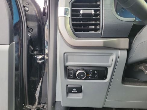 Used 2024 Ford F150 XLT w/ Mobile Office Package image 20