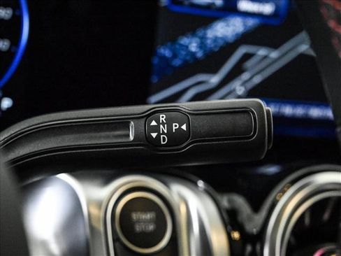 Certified 2025 Mercedes-Benz EQB 250+ image 12