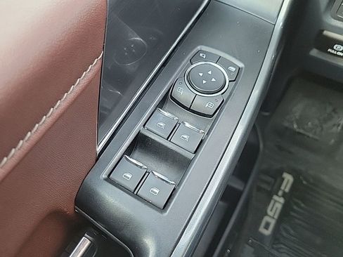 Used 2022 Ford F150 Lariat w/ Equipment Group 502A High image 28