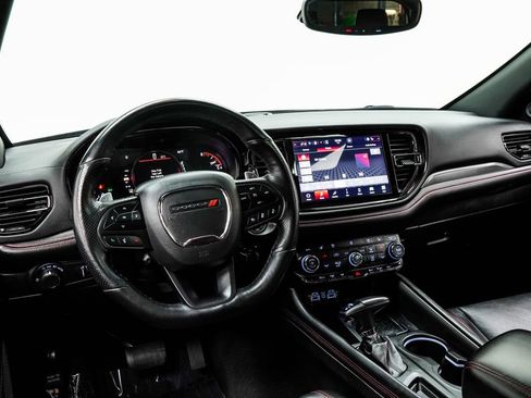 Used 2025 Dodge Durango GT AWD/4WD image 5