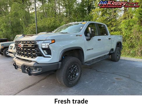 Used 2024 Chevrolet Silverado 2500 ZR2 w/ ZR2 Bison Edition image 1