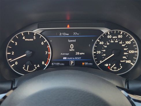 Used 2021 Nissan Altima 2.5 SV w/ SV Premium Package image 14