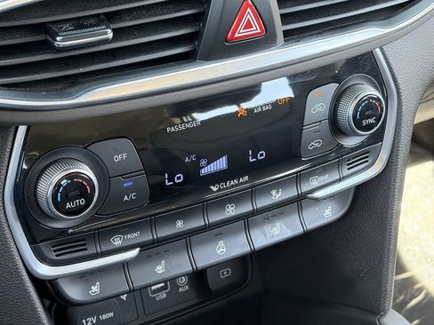 Used 2020 Hyundai Santa Fe Limited FWD image 29