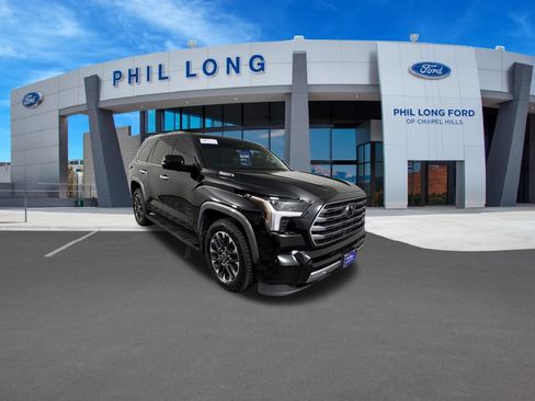Used 2024 Toyota Sequoia Limited AWD/4WD image 7