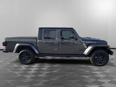 Used 2023 Jeep Gladiator Willys image 8