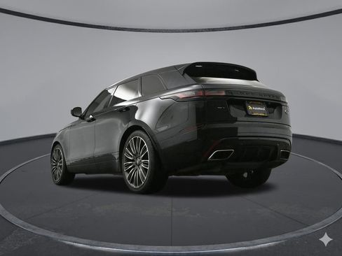 Used 2020 Land Rover Range Rover Velar R-Dynamic S image 38