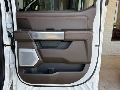 Used 2025 Ford F250 King Ranch w/ Chrome Package image 44