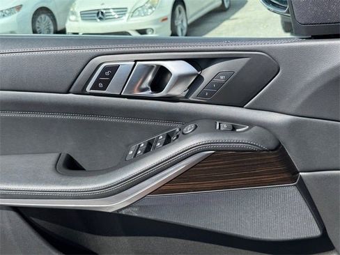 Used 2023 BMW X5 sDrive40i image 18