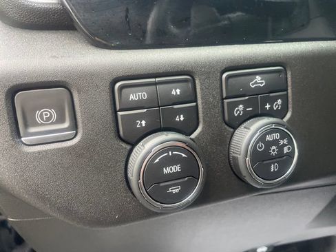 Used 2023 Chevrolet Silverado 1500 RST AWD/4WD image 16