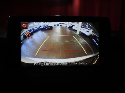 Used 2018 MAZDA CX-9 Touring w/ Touring Premium Package image 21