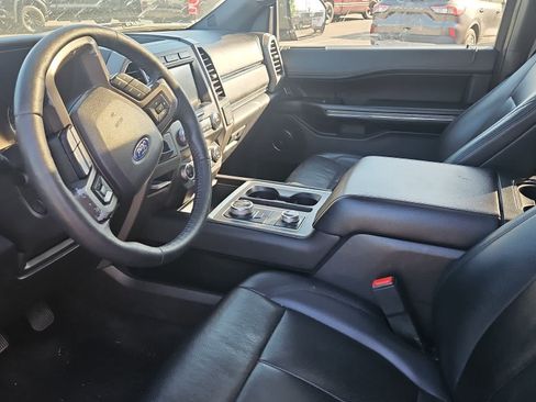 Used 2019 Ford Expedition XLT w/ Equipment Group 202A image 15