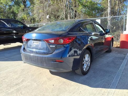 Used 2016 MAZDA MAZDA3 i Sport w/ Preferred Equipment Package image 4