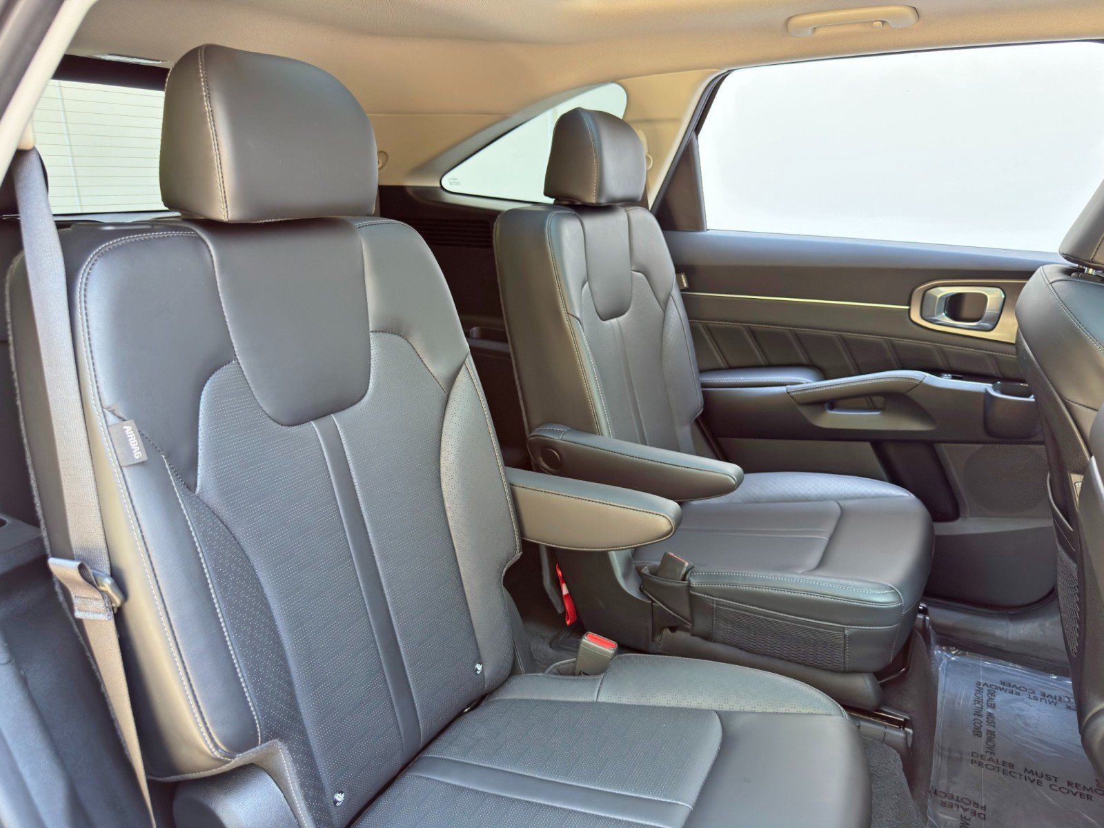 Used 2024 Kia Sorento SX FWD image 39