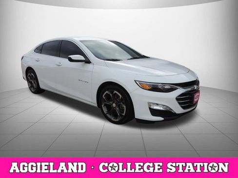 Used 2022 Chevrolet Malibu LT image 3