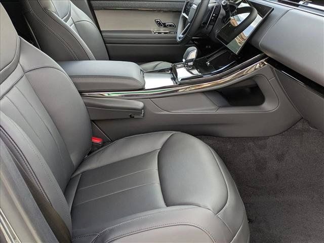 New 2026 Land Rover Range Rover Sport Dynamic SE AWD/4WD image 18