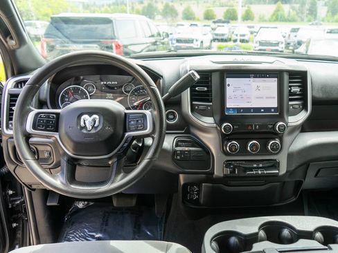 Used 2022 RAM 2500 Big Horn w/ Cold Weather Group AWD/4WD image 13