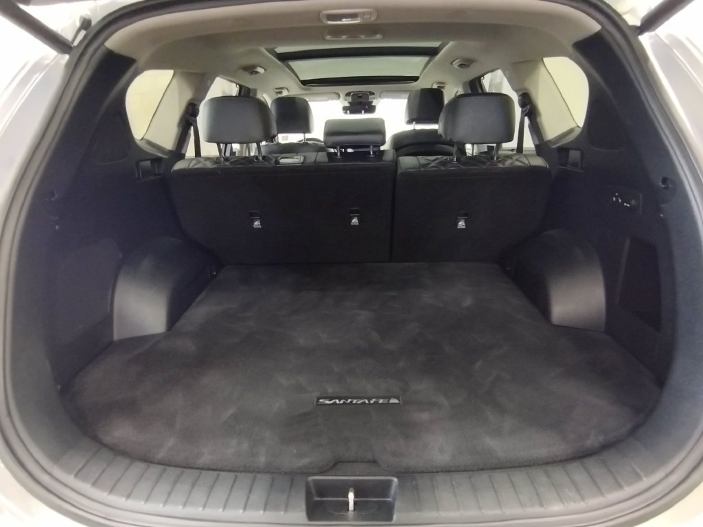 Certified 2023 Hyundai Santa Fe Limited AWD/4WD image 19