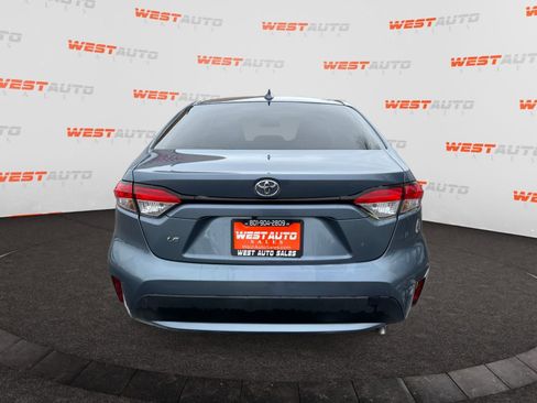 Used 2020 Toyota Corolla LE image 4