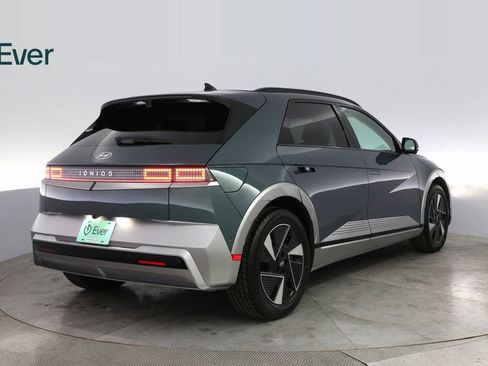Used 2025 Hyundai Ioniq 5 Limited image 12