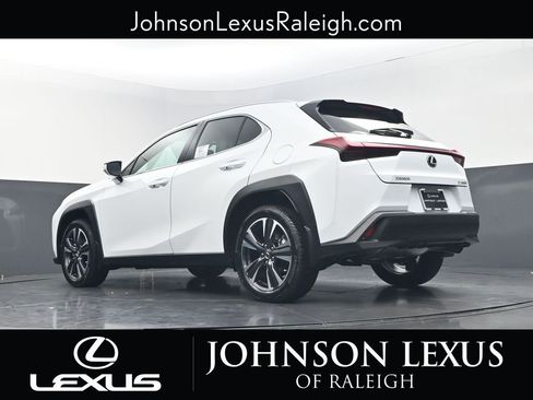 New 2026 Lexus UX 300h FWD image 17
