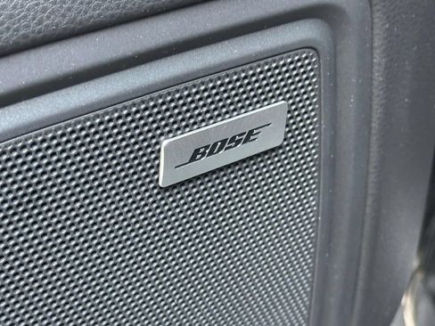 Used 2025 Porsche Macan AWD/4WD image 20