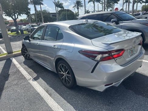 Used 2023 Toyota Camry SE w/ Convenience Package image 6