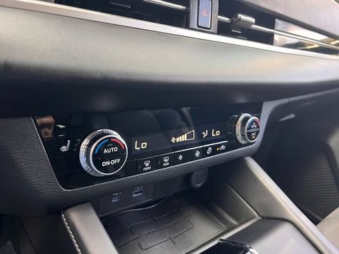 Used 2023 Mitsubishi Outlander SE FWD image 26