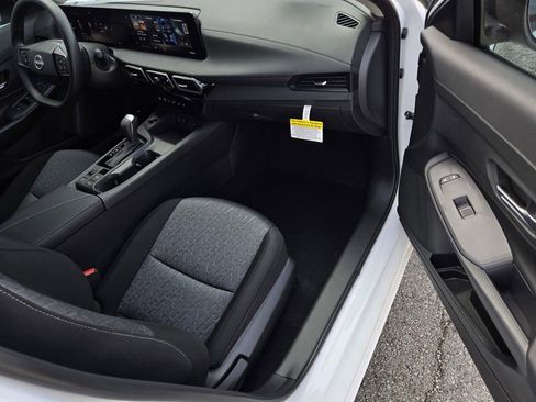 New 2026 Nissan Sentra SV image 7