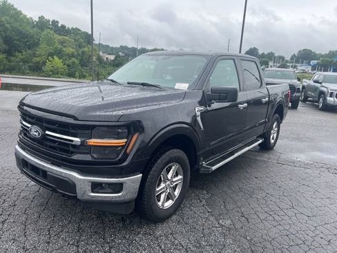 Used 2025 Ford F150 XLT w/ Equipment Group 301A Standard AWD/4WD image 4