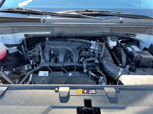 Used 2024 Kia Carnival SX image 30