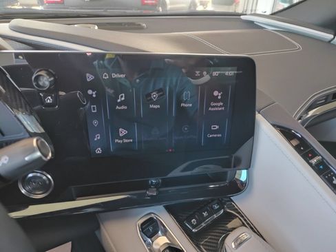 Used 2025 Chevrolet Corvette Z06 w/ Z07 Performance Package RWD image 32